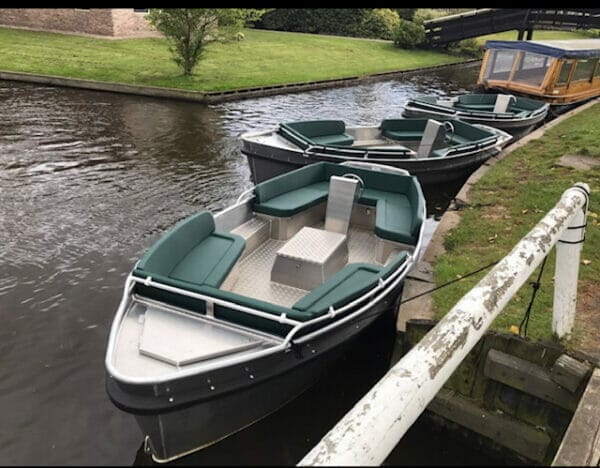 8 persoons sloep huren in Giethoorn